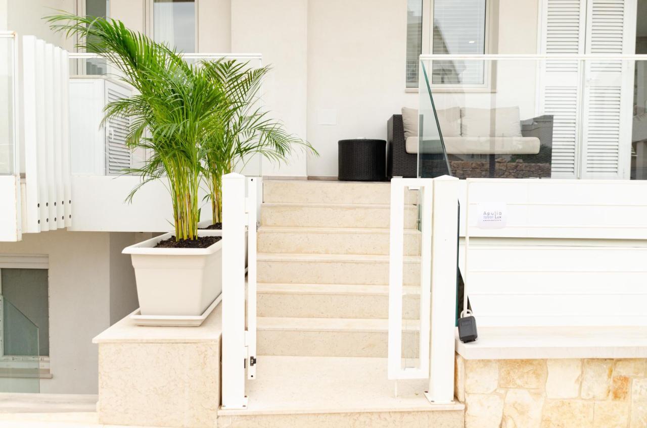 Apulialux Seaview Prestige Apt / Jacuzzi + Parking Appartamento Polignano a Mare Esterno foto