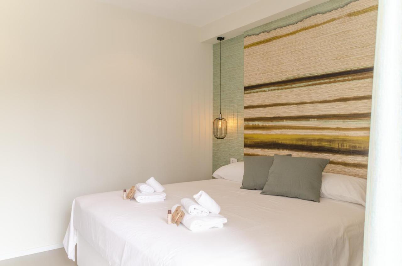 Apulialux Seaview Prestige Apt / Jacuzzi + Parking Appartamento Polignano a Mare Esterno foto