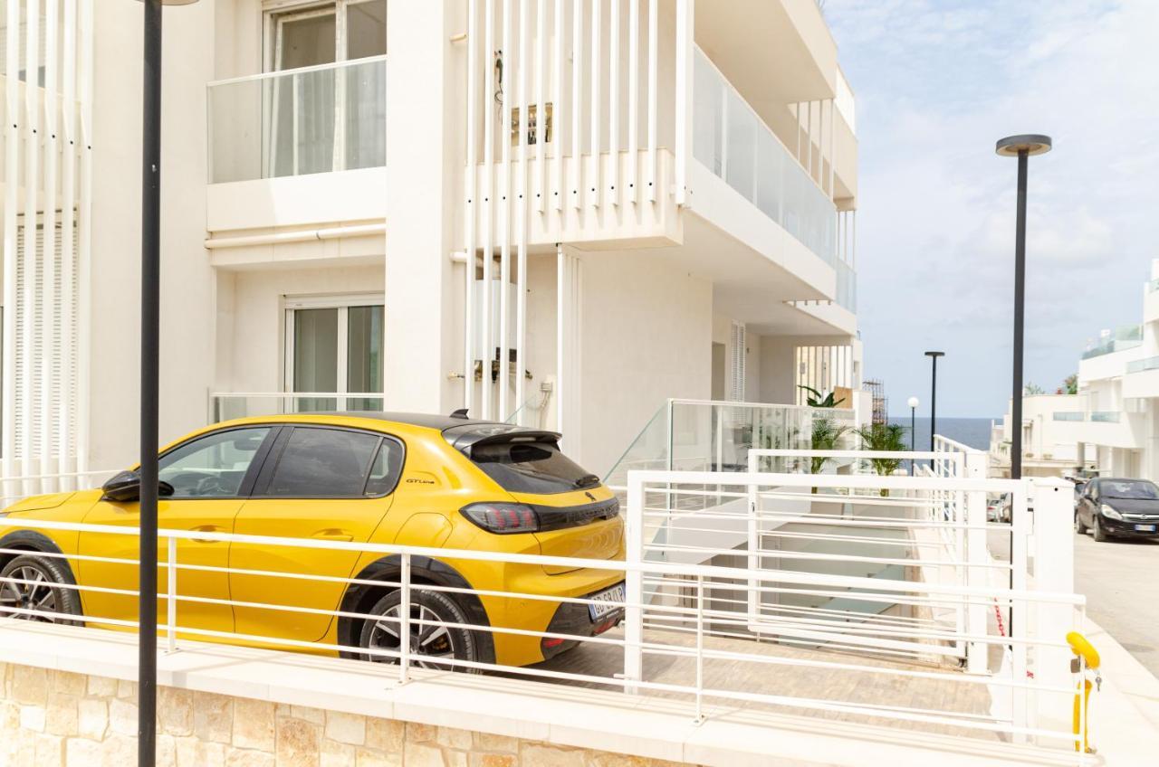 Apulialux Seaview Prestige Apt / Jacuzzi + Parking Appartamento Polignano a Mare Esterno foto